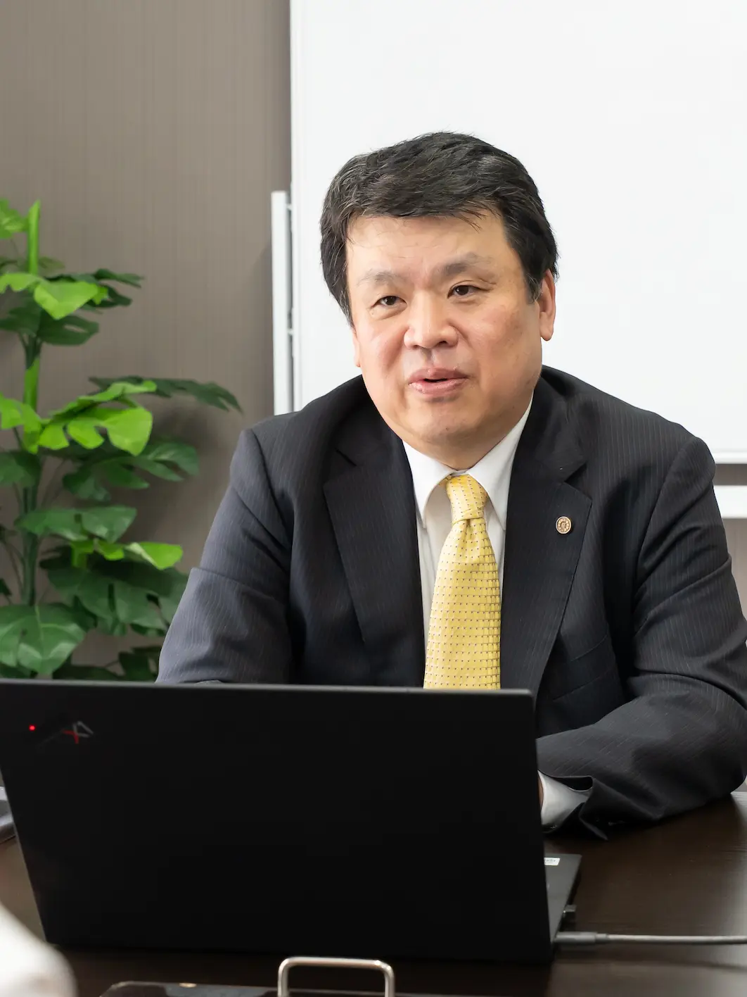神崎 寛 代表行政書士